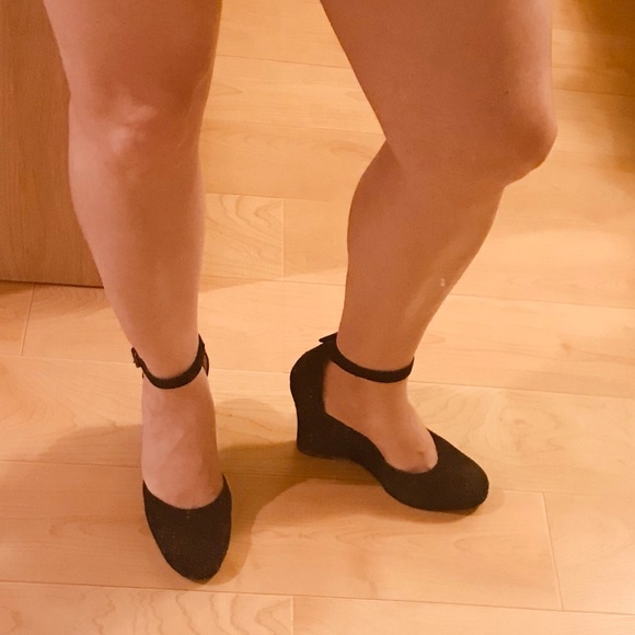 Black suede Kors Michael Kors platform wedge ankle strap shoes - Picture 10 of 15